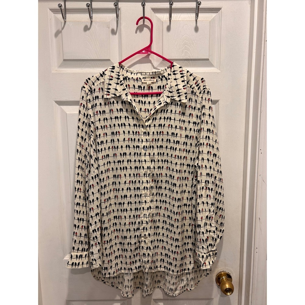 Jane and Delancey Women 2X Cream‎ Bird Print Button Down Roll Tab Rayon Shirt